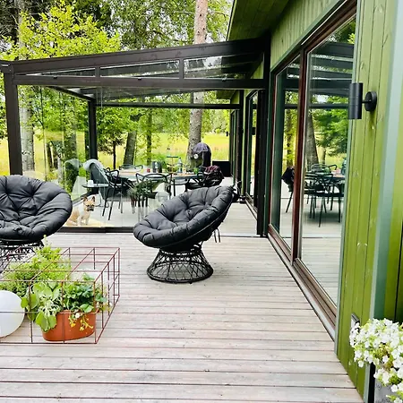 House And Sauna Where City Comforts Meet Nature Aiaste Exterior photo